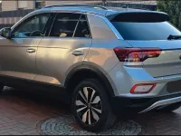 Second-hand VW T-Roc Move 116 CP (85 kW) 2024 Argintiu SUV