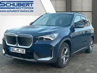 Gebraucht BMW iX1 Shadowline 150 kW (204 PS) 2025 Blau SUV