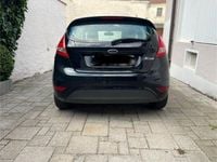 Gebraucht Ford Fiesta Champions Edition 82 PS (60 kW) 2012 Schwarz Kleinwagen