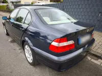Gebraucht BMW 320 170 PS (125 kW) 2002 Blau Limousine