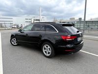 Gebraucht Audi A4 Basis 150 PS (110 kW) 2016 Schwarz Kombi