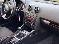 Gebraucht Audi A3 105 PS (77 kW) 2005 Schwarz Kleinwagen