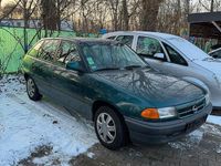 Gebraucht Opel Astra 58 PS (42 kW) 1994 Grün Kleinwagen
