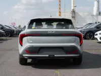 Neu Kia K4 Vision 150 PS (110 kW) 2026 Morgenbriese grau Limousine