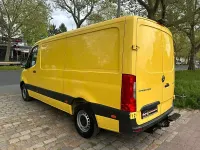 Używany Mercedes Sprinter 170 KM (125 kW) 2021 Żółty Van