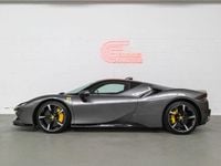Gebraucht Ferrari SF90 999 PS (734 kW) 2022 Grau