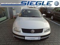 Gebraucht VW Passat 101 PS (74 kW) 1998 Silber metallic Limousine