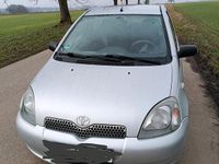 Gebraucht Toyota Yaris 86 PS (63 kW) 2002 Grau Kleinwagen