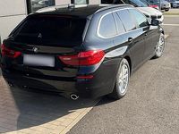 Gebraucht BMW 520 190 PS (139 kW) 2019 Schwarz Kombi