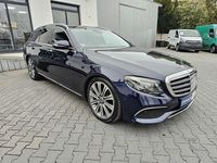 Gebraucht Mercedes E220 194 PS (142 kW) 2017 Blau Limousine