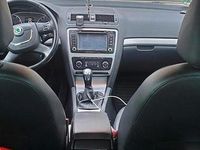 Gebraucht Skoda Octavia 241 PS (177 kW) 2011 Blau Kombi