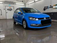Gebraucht VW Polo LOUNGE 75 PS (55 kW) 2015 Blau Kleinwagen