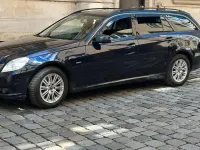 Gebraucht Mercedes E220 170 PS (125 kW) 2011 Blau Kombi