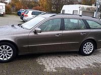 Gebraucht Mercedes E220 Elegance 170 PS (125 kW) 2007 Grau Kombi