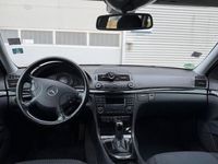 Gebraucht Mercedes E220 150 PS (110 kW) 2005 Schwarz Kombi