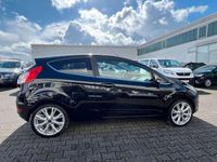 gebraucht Ford Fiesta Titanium 1.HAND/NAVI/KLIMA/PDC/SHZ/8FACH