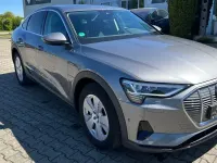 Second-hand Audi e-tron Sportback Basis 230 kW (313 CP) 2021 Gri SUV