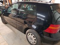 Gebraucht VW Golf IV Basis 75 PS (55 kW) 2002 Schwarz Limousine