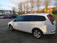 Gebraucht Ford Focus 109 PS (80 kW) 2008 Weiß Kombi