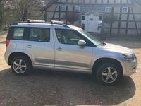 Gebraucht Skoda Yeti Ambition 122 PS (89 kW) 2014 Silber SUV