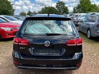 Gebraucht VW Golf VII 116 PS (85 kW) 2019 Schwarz Kombi