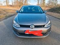 Gebraucht VW Golf VII LOUNGE 110 PS (80 kW) 2016 Grau Limousine