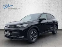 Neu VW Tiguan Life 150 PS (110 kW) 2026 Grenadillschwarz metallic SUV