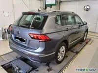 Gebraucht VW Tiguan Allspace Life 150 PS (110 kW) 2023 Platinumgrey SUV