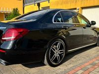 Gebraucht Mercedes E220 194 PS (142 kW) 2019 Schwarz Limousine