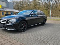 Gebraucht Mercedes E220 194 PS (142 kW) 2017 Schwarz Kombi