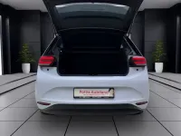 Gebraucht VW ID.3 Pro Performance 150 kW (204 PS) 2023 Weiß Kleinwagen