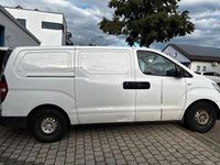 Gebraucht Hyundai H-1 136 PS (100 kW) 2014 Weiß Van / Kleinbus