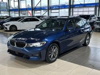 Gebraucht BMW 330e Sport Line 252 PS (185 kW) 2021 Blau Kombi
