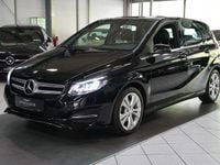 Gebraucht Mercedes B180 122 PS (89 kW) 2017 Schwarz Kleinwagen