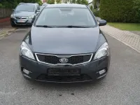 Usado Kia Ceed 90 CV (66 kW) 2012 Gris Utilitario