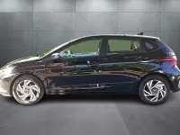 Gebraucht Hyundai i20 Trend 100 PS (73 kW) 2025 Schwarz Limousine
