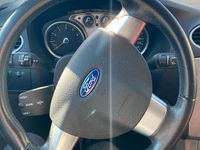 Gebraucht Ford Focus 100 PS (73 kW) 2008 Schwarz Kombi