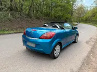 Gebraucht Opel Tigra 90 PS (66 kW) 2009 Blau Cabrio
