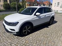 Second-hand VW Tiguan Sound 150 CP (110 kW) 2017 Alb SUV