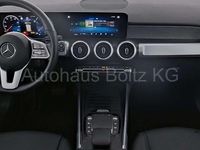 Gebraucht Mercedes GLB180 Progressive 136 PS (100 kW) 2023 Kosmosschwarz SUV