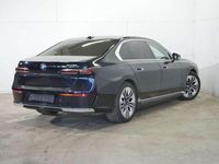 Gebraucht BMW i7 400 kW (544 PS) 2025 Carbonschwarz met. Limousine