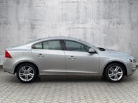 Gebraucht Volvo S60 Momentum 150 PS (110 kW) 2014 Silber Limousine