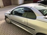 gebraucht Peugeot 206 CC Cabrio gute Zustand