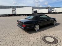 Second-hand Mercedes E320 220 CP (161 kW) 1994 Negru Cabrio