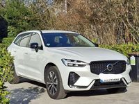 Gebraucht Volvo XC60 Plus 197 PS (144 kW) 2023 Weiß SUV