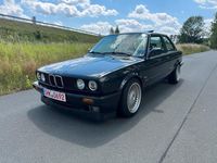 Gebraucht BMW 325 170 PS (125 kW) 1991 Schwarz Coupé
