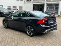 Gebraucht Volvo S60 R-Design 245 PS (180 kW) 2016 Schwarz Limousine