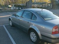 Gebraucht VW Passat Comfortline 131 PS (96 kW) 2002 Grau Limousine