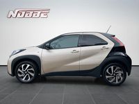 Neu Toyota Aygo X 72 PS (52 kW) 2025 Ginger beige metallic/dach mys SUV