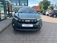 Neu Dacia Jogger Extreme 94 PS (69 kW) 2025 Grün Van / Kleinbus